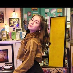 Meet your Posher, Taylor